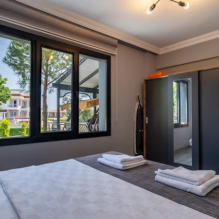 Select Cunda - Sea View With Garden 1 Bedroom At Cunda Island 別荘 Ayvalı