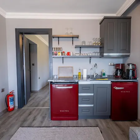 Select Cunda - Sea View With Garden 1 Bedroom At Cunda Island Ayvalik