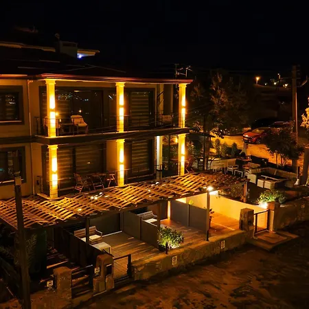 Select Cunda - Sea View With Garden 1 Bedroom At Cunda Island Ayvalik